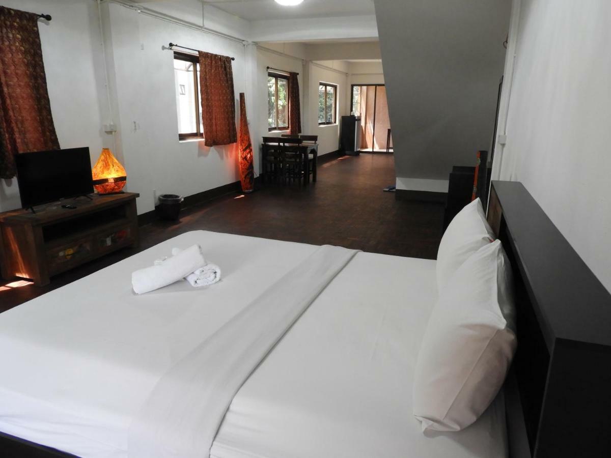 P'Lyn House Hotel Chiang Mai Eksteriør billede
