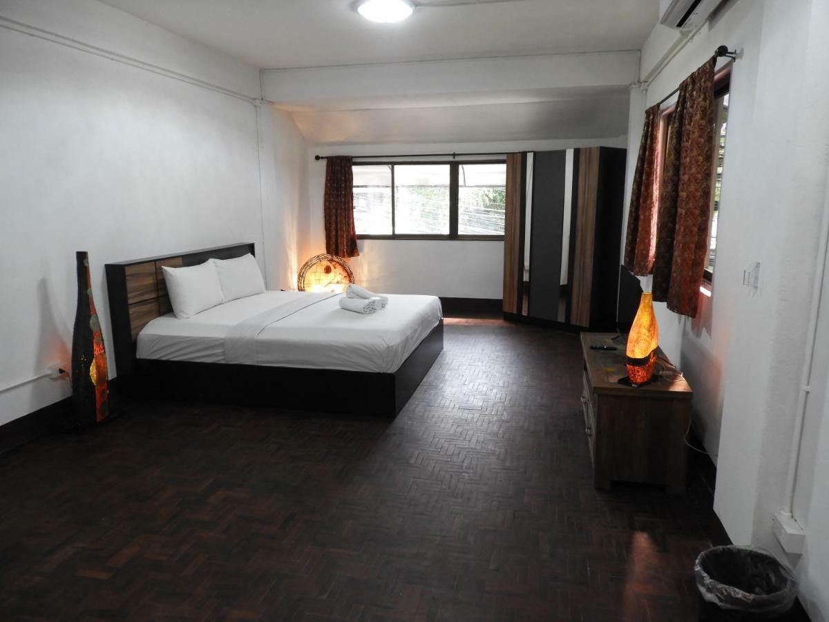 P'Lyn House Hotel Chiang Mai Eksteriør billede